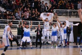 AVRUPA BASKETBOLUNDA MERKEZEFENDİ İMZASI