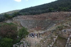 Rektör Bağ, Stratonikeia Gezilerinin Finalini PAÜ Senatosu ile Birlikte Yaptı