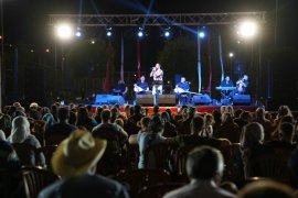 Büyükşehir ile Akvadi’de konser keyfi