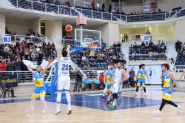 AVRUPA BASKETBOLUNDA MERKEZEFENDİ İMZASI