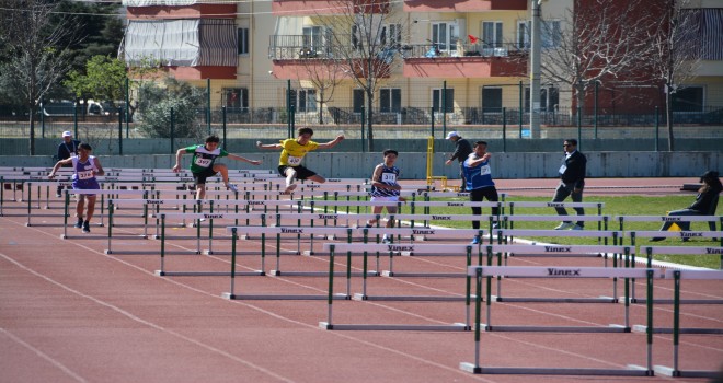 Atletizmde yıldızlar Denizli'den geçti