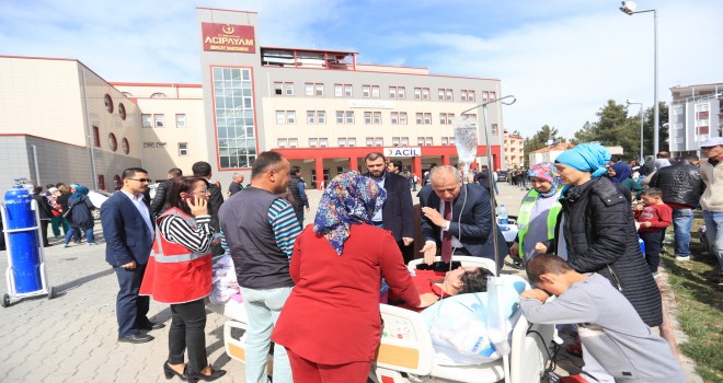 Başkan Osman Zolan, deprem bölgesinde 